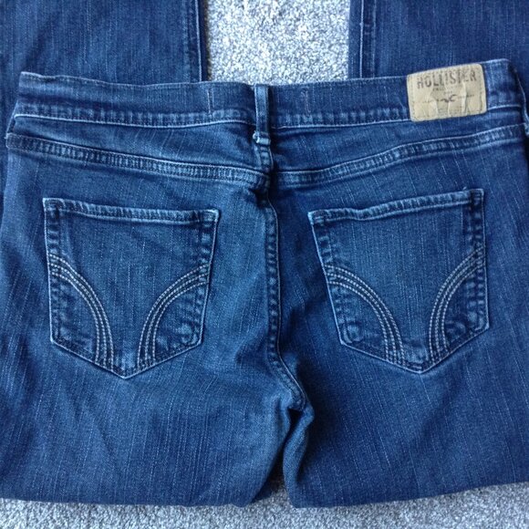 ⭐HOLLISTER “SOCAL STRETCH” STRAIGHT LEG DENIM JEANS in Dark Wash, size 9R⭐ - Picture 5 of 7